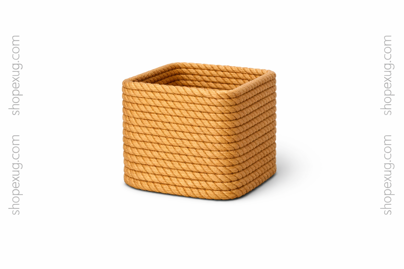 Cube sisal pen holder